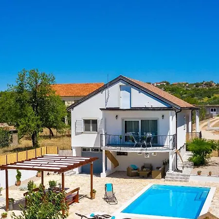 Villa R&B Heated Pool Vrpolje Exterior photo