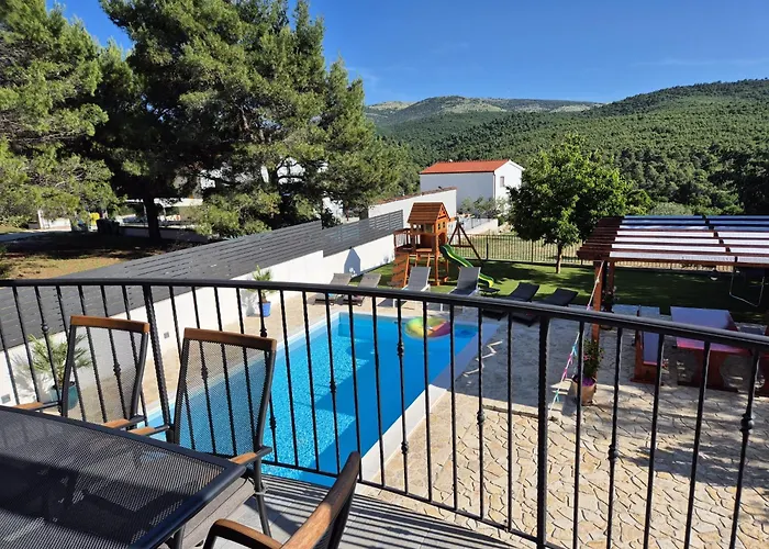 Villa R&B