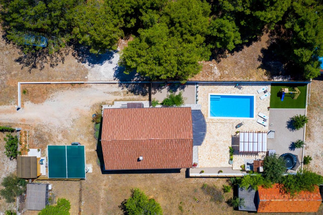 R&b Heated Pool