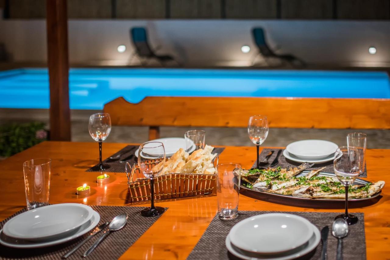 R&b Heated Pool Villa *