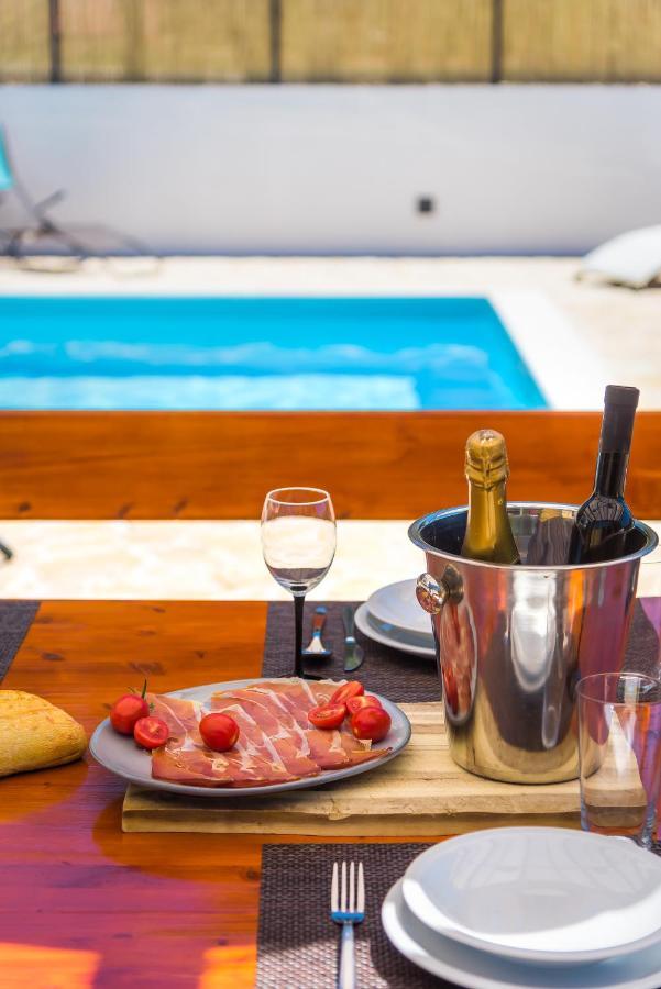 R&b Heated Pool *