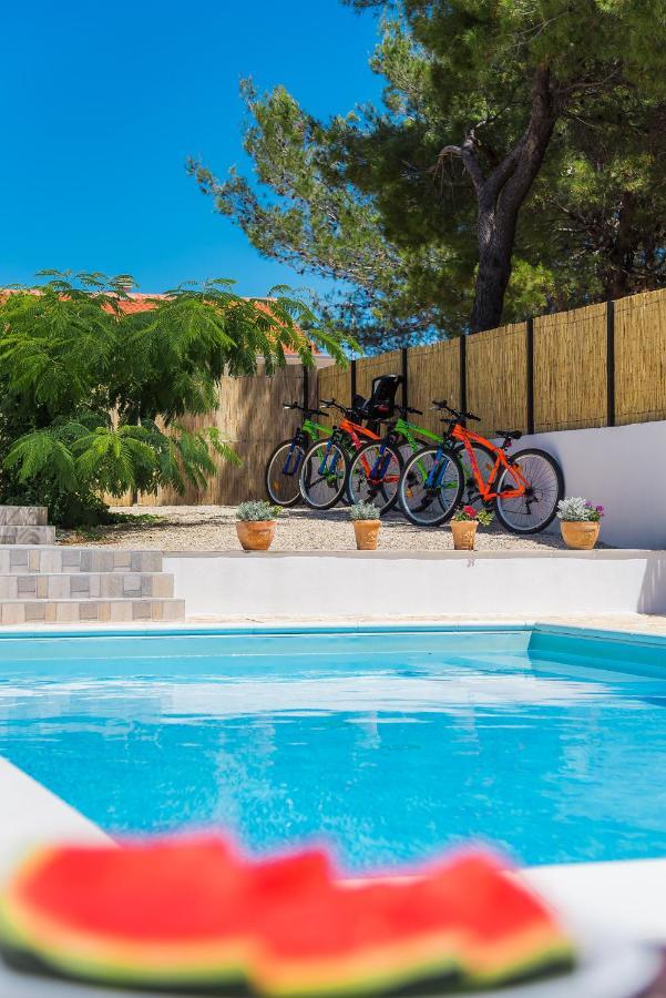 Villa R&b Heated Pool